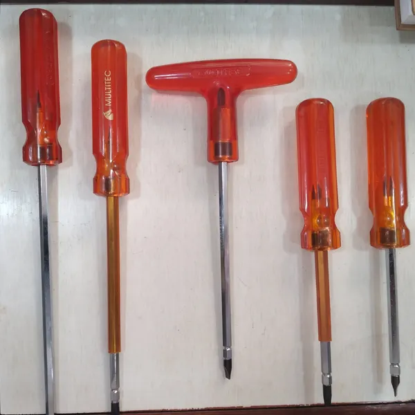 Screw Drivers